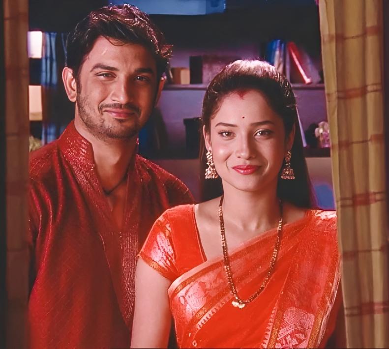 Ankita Lokhande (Pavitra Rishta): After gaining fame through the TV show Pavitra Rishta, Ankita Lokhande ventured into Bollywood with Manikarnika: The Queen of Jhansi, showcasing her growth and potential in the film industry.